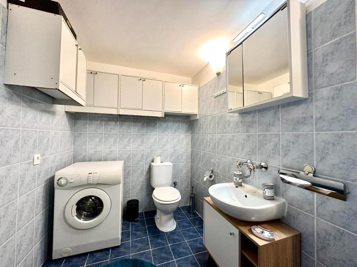 Apartments Relax 皮兰 外观 照片