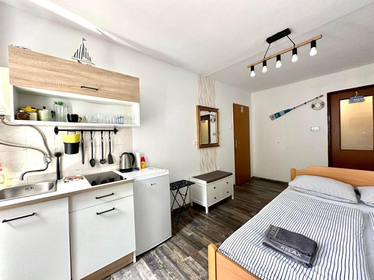 Apartments Relax 皮兰 外观 照片