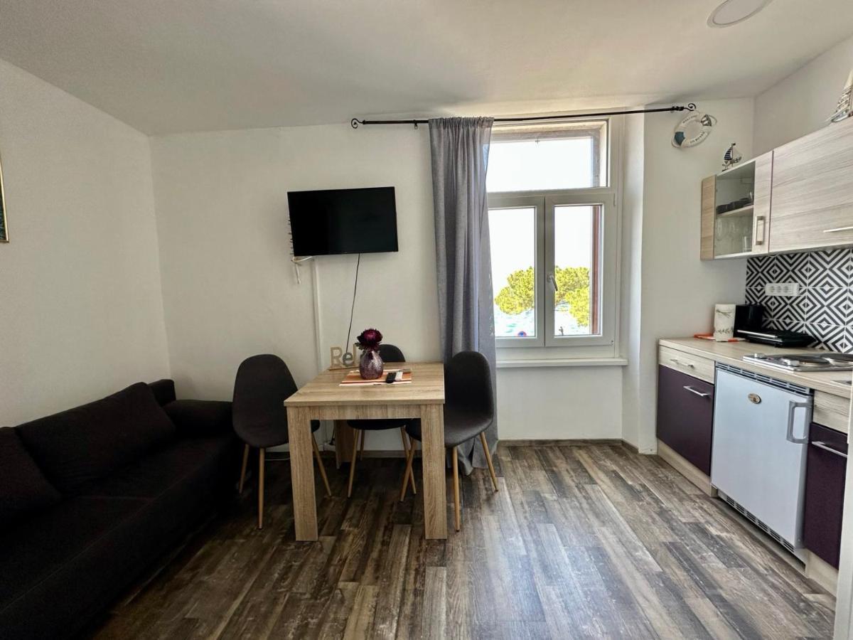 Apartments Relax 皮兰 外观 照片